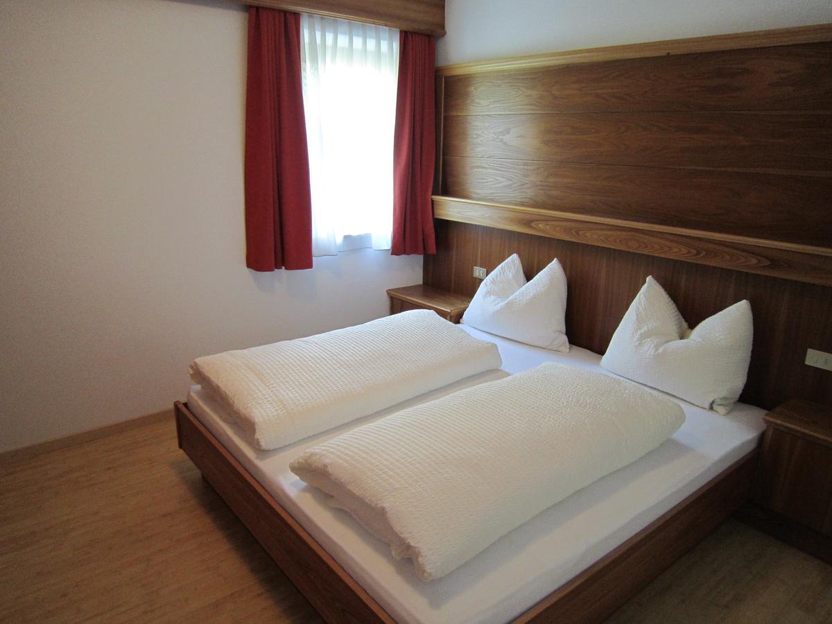 Aparthotel Garni Haus Hubertus 马莱斯韦诺斯塔 外观 照片