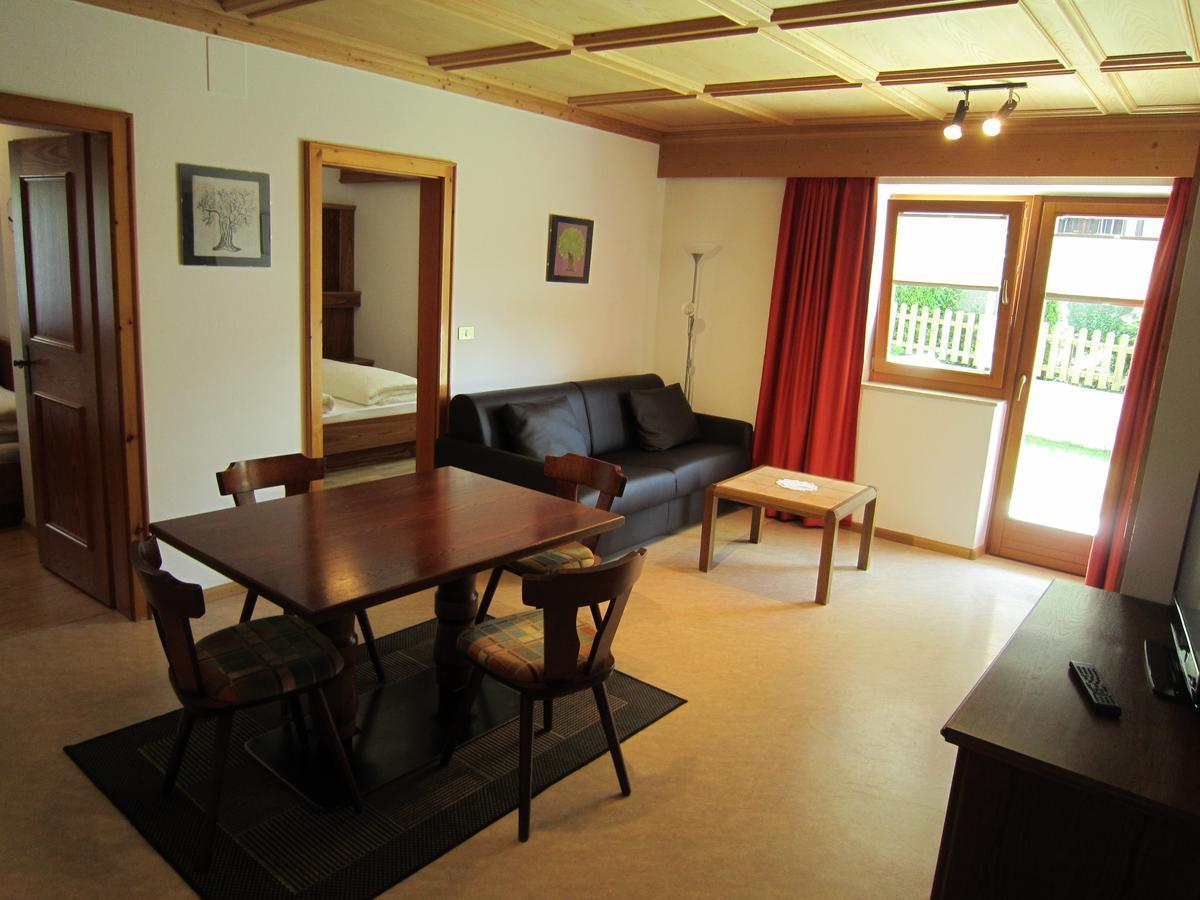 Aparthotel Garni Haus Hubertus 马莱斯韦诺斯塔 外观 照片