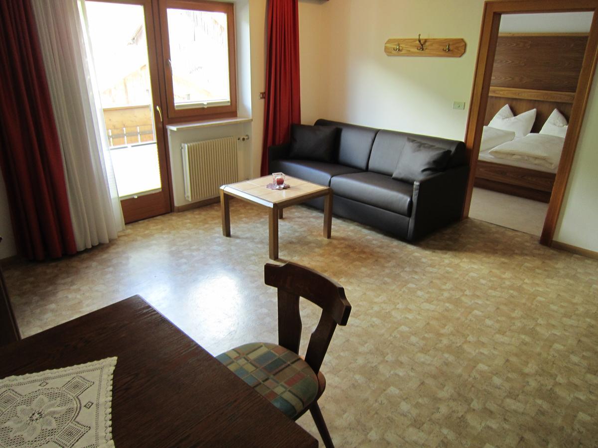 Aparthotel Garni Haus Hubertus 马莱斯韦诺斯塔 外观 照片